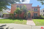 Photo - 1152 S Hayworth Ave House