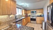 Fully equipped kitchen - 307 Longden Ln Unit Longden Lane
