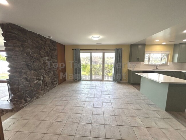 Photo - 1608 Mountain View Ave