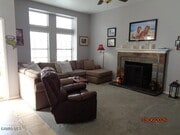 Photo - 43043 Flag St