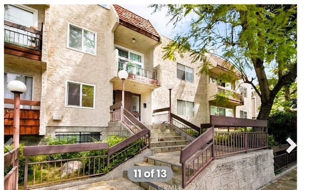 Building Photo - 12157 Moorpark St Unit Moorpark Rental