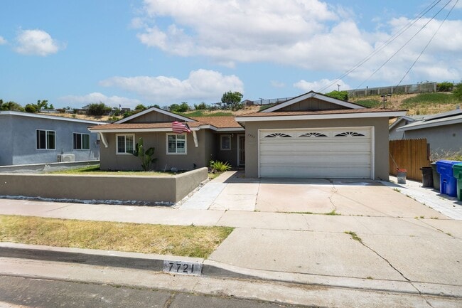 Spacious single family 3 bedroom home now ... - Spacious single family 3 bedroom home now ...