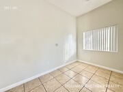 Photo - 851 W 93rd St Unit B