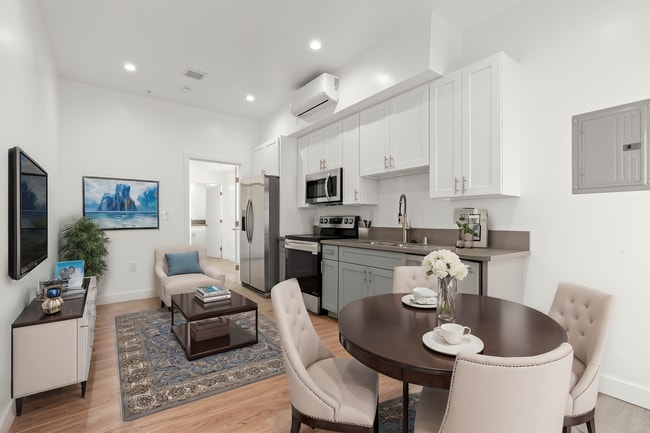Photo - Bradley Luxury Living