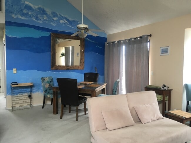 Photo - 4357 Cleveland Ave Unit 204