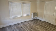 Photo - 1330 W 11th St Apartment Unit 3