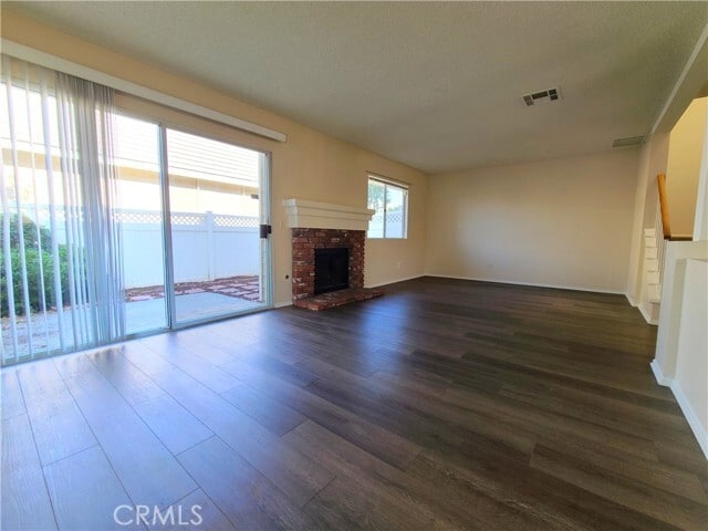 Photo - 25670 Huron St