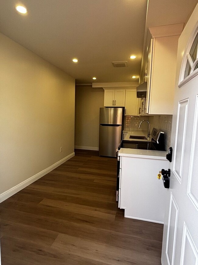Photo - Brand-New Luxury 1BR ADU | Quartz Kitchen | Stainless Appliances | Never Lived In Unit 124 D
