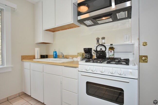 Photo - 16 Clubhouse Ave Unit 7