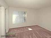 Bedroom - Huntington Pointe