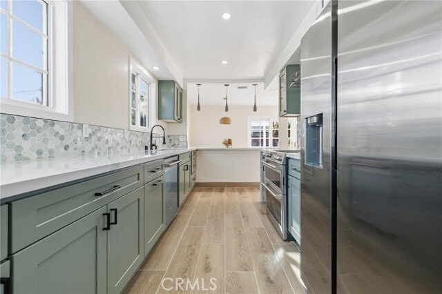 Photo - 9233 Swinton Ave