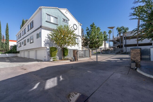 Photo - Vantaggio Townhomes