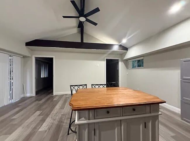 Photo - 681 Kenwood St Unit 681