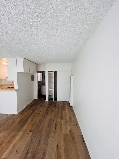 Photo - 1260 Beachwood Dr