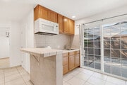 Photo - 23101 Lanark St