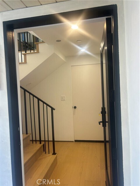 Photo - 612 Begonia Ave