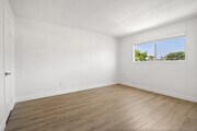 Photo - Valle at 9061 Kenwood Apartments