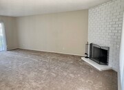 Photo - 220 E Live Oak St Unit 2