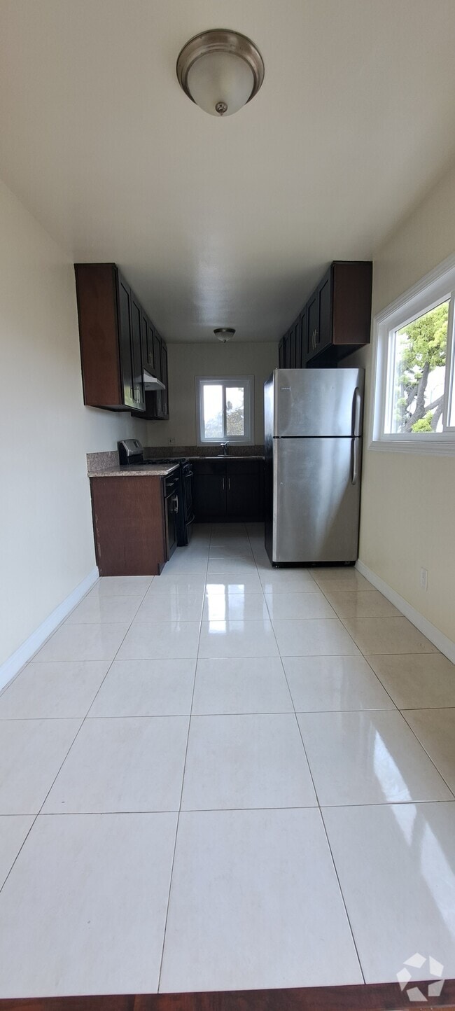 Building Photo - 1340 W 85th St Unit #3 Rental