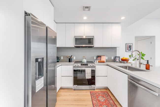 Photo - Larrabee Residences