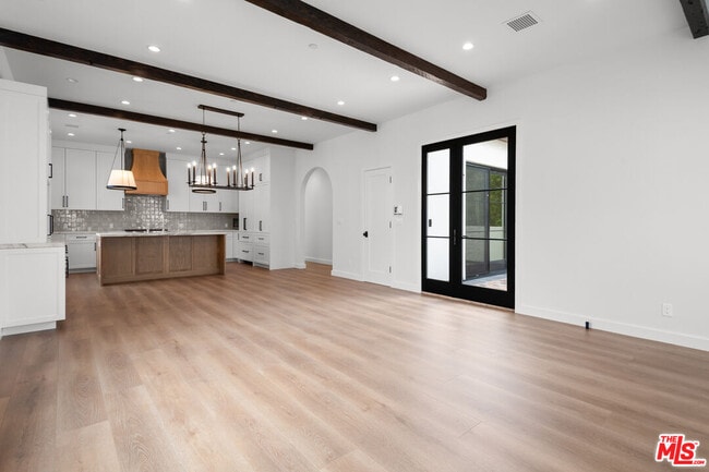 Photo - 930 Lincoln Blvd Unit B
