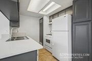 Photo - 11924 Mayfield Ave Unit 5