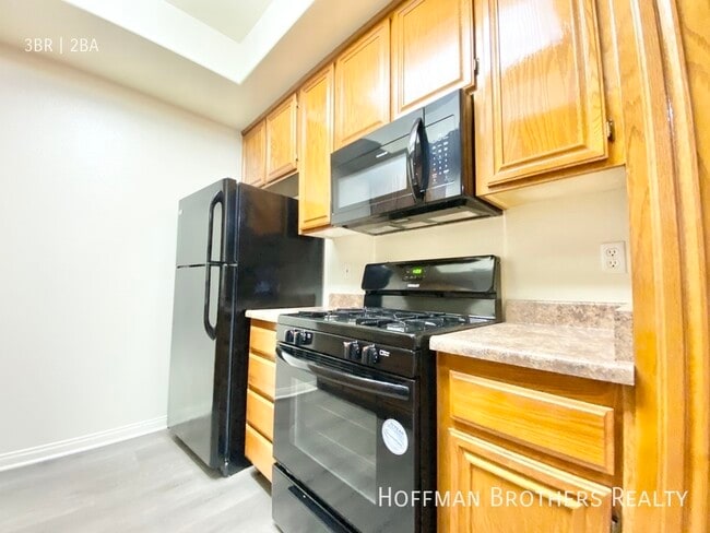 Photo - 3625 Jasmine Ave Unit 201