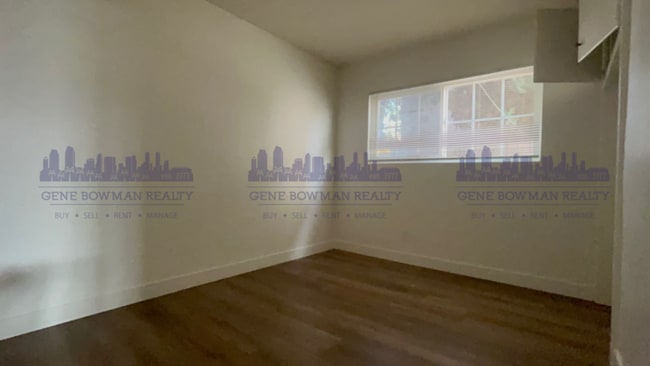 Photo - 3545 44th St