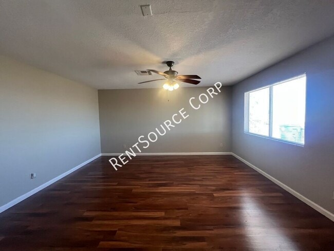 Photo - 27333 Mesquite St