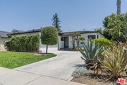 Photo - 12800 Stanwood Dr House