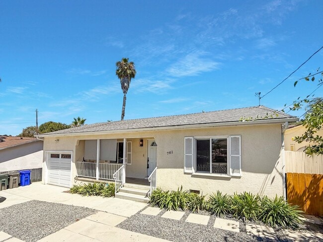 Beautiful 2B/1BA Home in Vista Now Availab... - Beautiful 2B/1BA Home in Vista Now Availab...