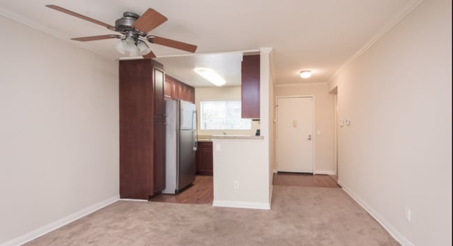 Photo - 21550 Burbank Blvd Unit #2nd floor