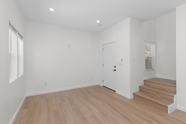 Photo - Brand New Build!