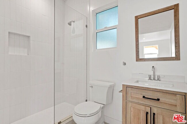 Photo - 2925 Marsh St Unit 1/2