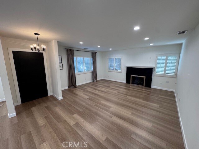 Photo - 653 N Buena Vista St