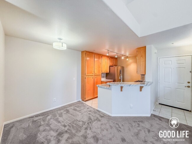 Photo - SD: 3BD/2BA Townhome in Scripps Ranch with Panoramic Views, Private Balcony & Community Pool