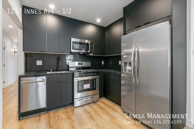 Building Photo - 1237 Innes Ave Unit 1/2