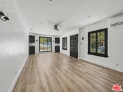 Photo - 2139 Holly Dr