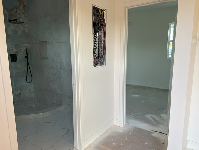 Photo - 7538 Cozycroft Ave