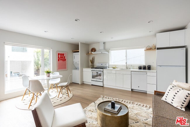 Photo - 1948 Preston Ave