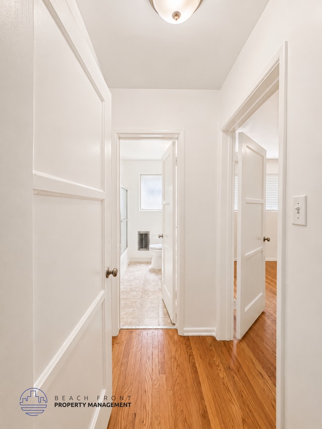 Photo - 3144-3152 S. Barrington Ave.