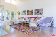 Photo - 241 Rees St