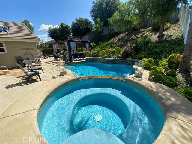 Photo - 25662 Cresta Loma