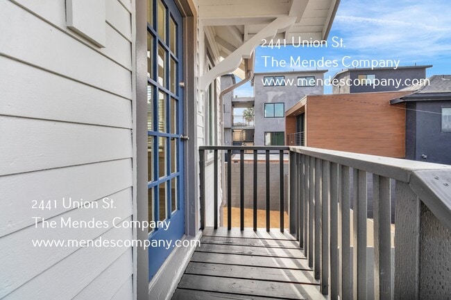 Photo - 2441 Union St