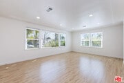 Photo - 1561 Hazelwood Ave