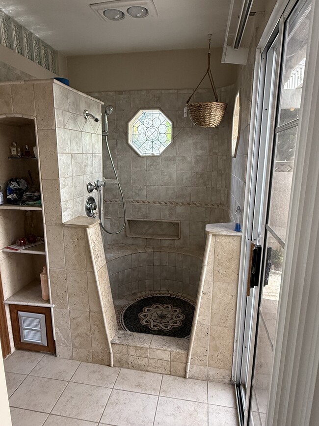 Photo - 22601 Iris Ave