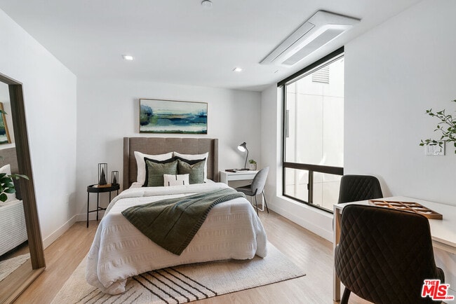 Photo - 3688 Overland Ave Unit 641