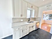 Photo - Bright and Spacious 1-Bedroom Condo in Alamitos Beach