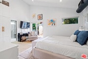Photo - 520 E Ellis Ave