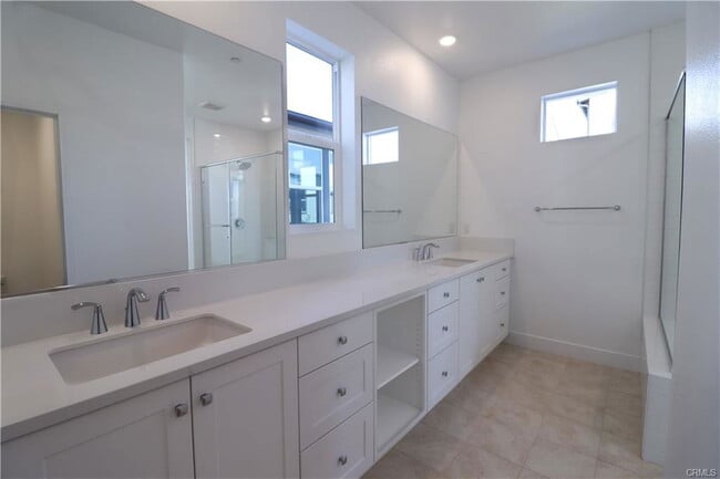 Building Photo - 418 Lobata Rental